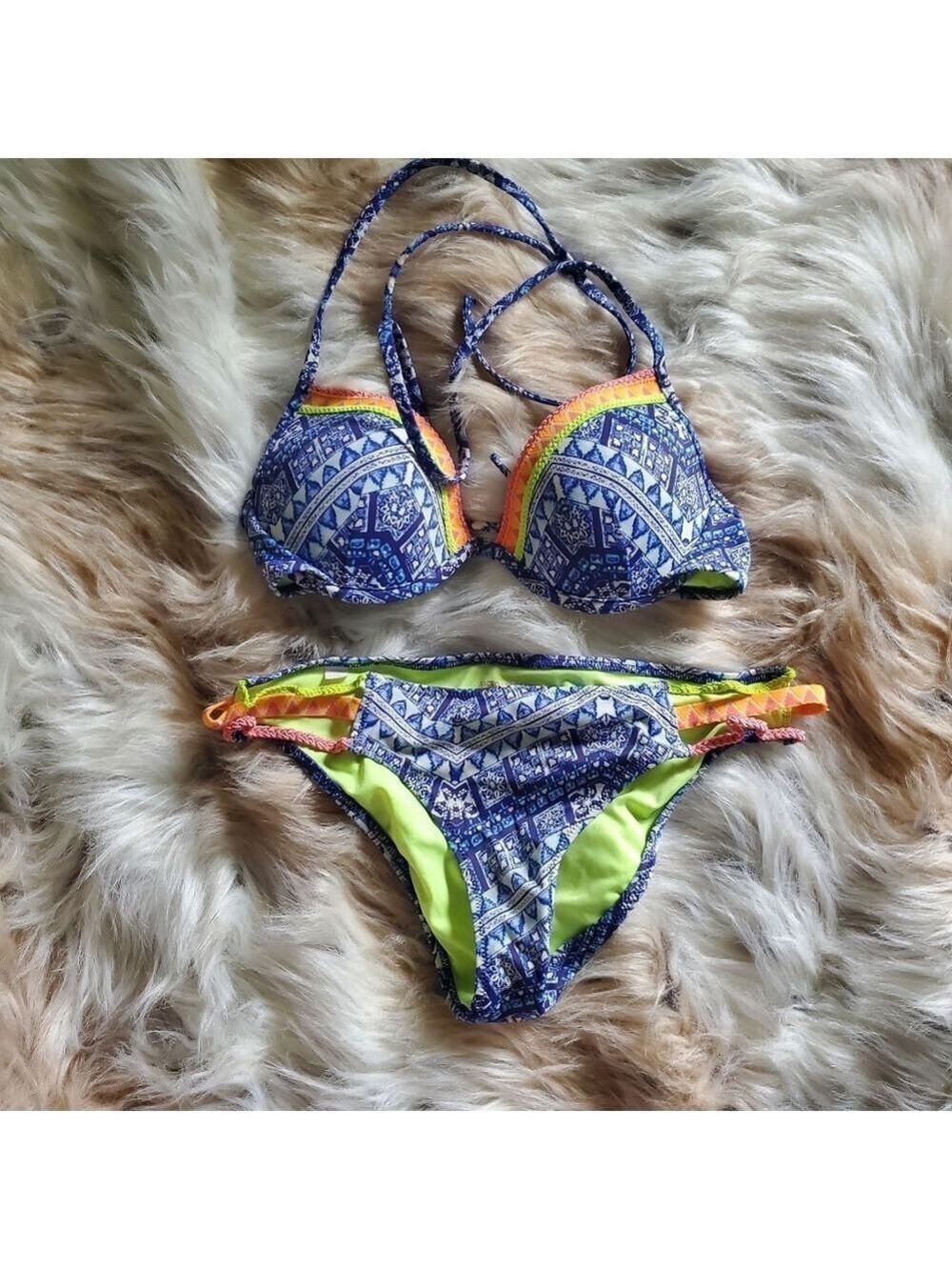 Victoria Secret Knockout Bikini